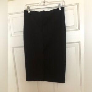 14th & Union Black Knee-Length Pencil Skirt